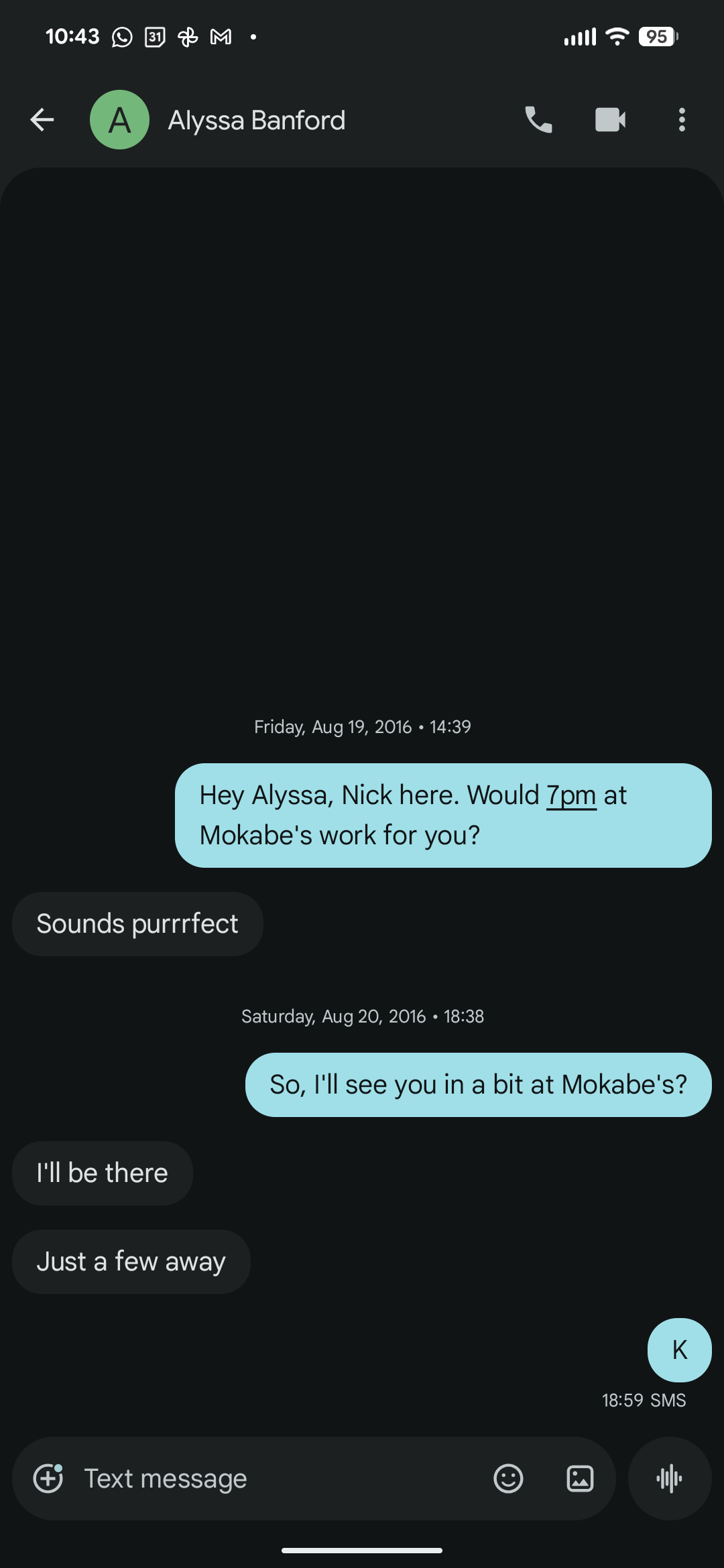 Text messages between Mouna Apperson and Alyssa Banford scheduling a date at Mokabe's, August 19-20, 2016